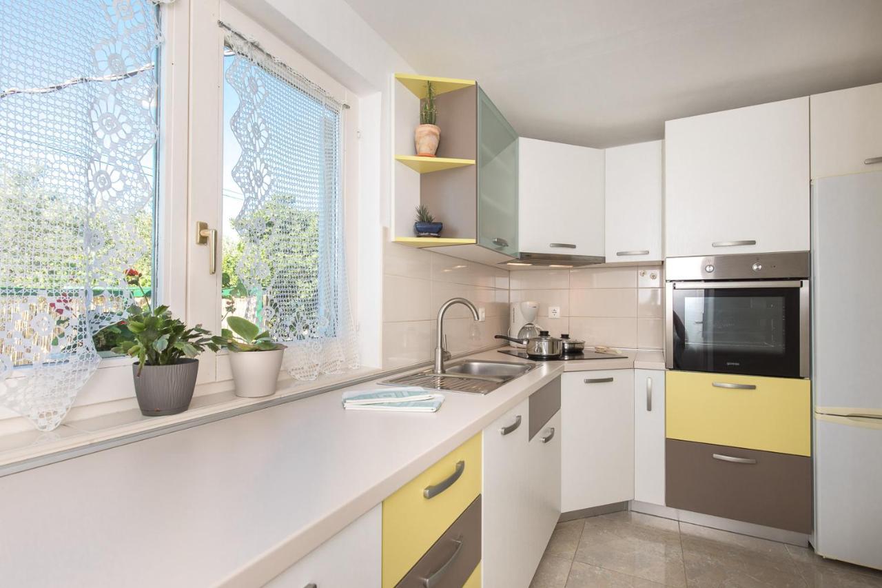 Beach Apartment Krk Town Eksteriør billede